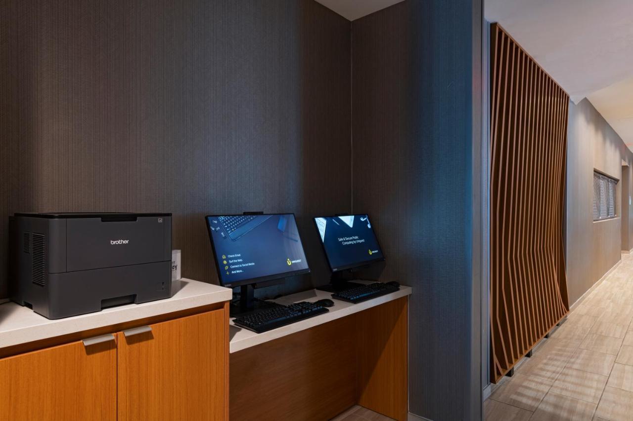 สปริงฮิลล์ สวีท บาย แมริออท ออสติน นอร์ทเวสต์/รีเสิร์ช บูเลอวาร์ด Hotel ภายนอก รูปภาพ